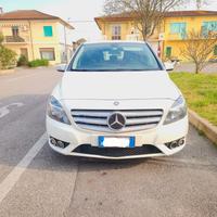 mercedes classe B180 diesel bianca