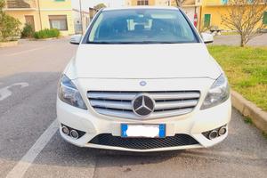 mercedes classe B180 diesel bianca