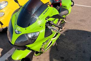 Kawasaki ninja zx6r