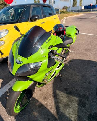 Kawasaki ninja zx6r
