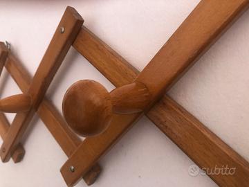 Attaccapanni appendiabiti in legno da parete