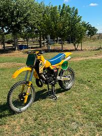 Suzuki RM 250 2 tempi