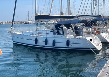 BENETEAU OCEANIS 323
