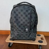 Zaino Invicta con rotelle scuola elementare