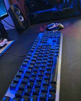 Tastiera Meccanica Gaming Cooler Master CK550 RGB