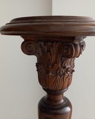 colonnina in legno intarsiato