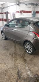 LANCIA Y - 2012 full