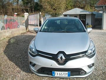 Renault Clio dCi 8V 90 Cv E euro 8200,00 PIU IVA P