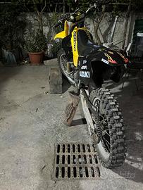 Suzuki rm 125