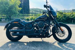 Harley-Davidson SoftTail  StreetBob