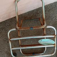 Portapacchi anteriore vespa vintage con cavalletto