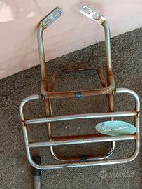 Portapacchi anteriore vespa vintage con cavalletto
