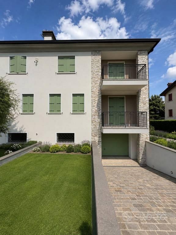 Villa di 300 m² con più di 5 locali e box auto dop - Vista 6