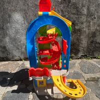 Gioco scivolo per macchinine