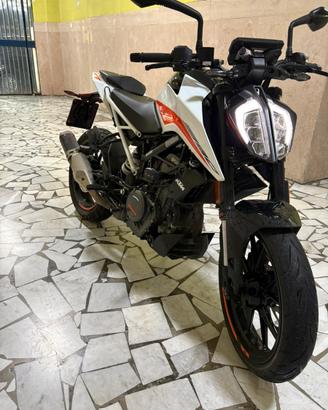 Ktm Duke 390 ( A2 ) 10.000km