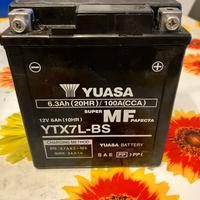 Batteria Yuasa YTX7L-BS  12V 6ah NUOVA