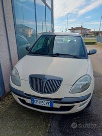 Lancia ypsilon 1.3 mjet
