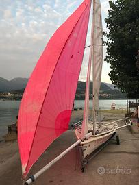 Barca a vela LASER 5000