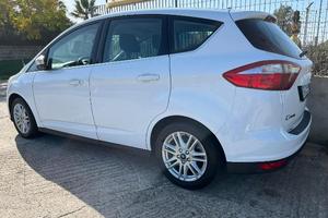 auto in buone condizioni 