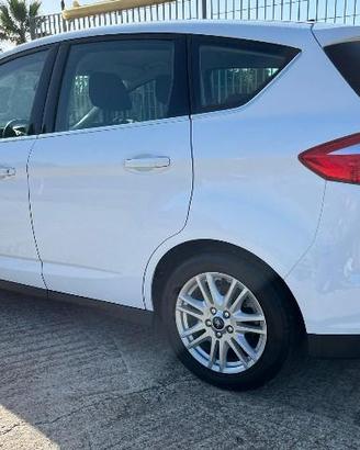 auto in buone condizioni 