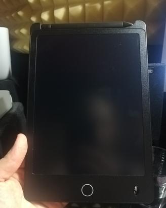 Tavoletta grafica LCD con pennino. 