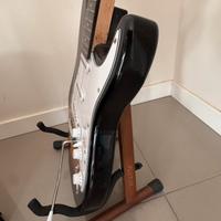 Chitarra elettrica Rock Jam+ supporto