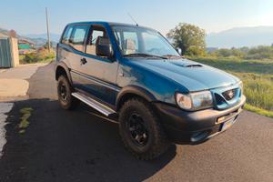 Nissan Terrano II 2,7 TD 3 posrte