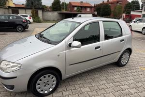Fiat Punto 1.2 5 porte Active 106000km neopatentat