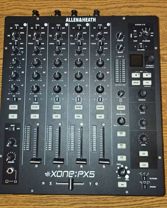 Mixer Allen & Heath Xone PX5