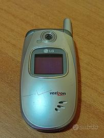 CELLULARE FLIP LG MOD. VX5300 VERIZON DANNEGGIATO 