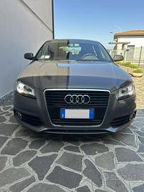 Audi A3 Sportback 2.0 tdi Ambition s-tronic S-Line