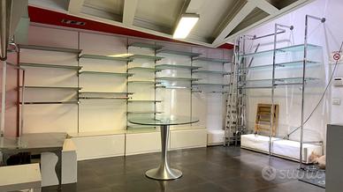 arredo completo per negozio