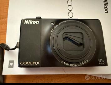Nikon Coolpix S8000 fotocamera digitale compatta