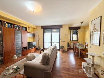 Villetta con Giardino e Garage. Rif. B/254