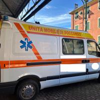 Ambulanza Renault Master