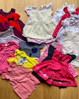 Lotto 131 capi bambina 0-12 mesi varie marche