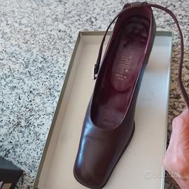 Scarpe décolleté  con cinturino