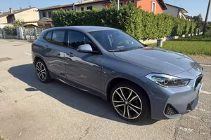 BMW  X2