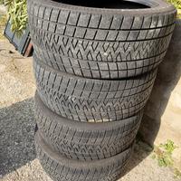 Pneumatici M+S 275 40 20 106V XL