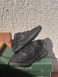 Scarpe da ginnastica Nike Air taglia 37,5
