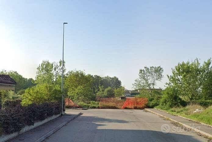 Immobile in asta di 12689 m² a Roncaro - Vista 3