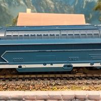 Lima : locomotiva ,con due carrozze e alimentatore