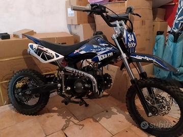 pit bike 125 benzina 4 tempi  4 marce 