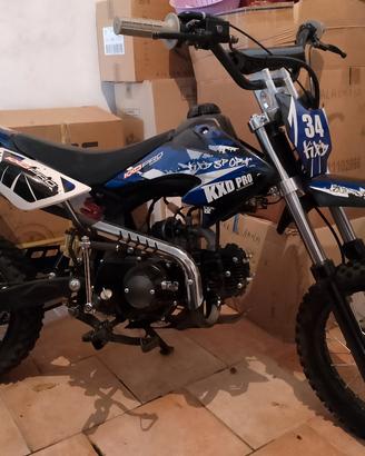 pit bike 125 benzina 4 tempi  4 marce 