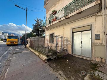 Bilocale con posto auto e deposito