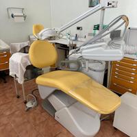 Attrezzatura studio dentistico odontoiatrico