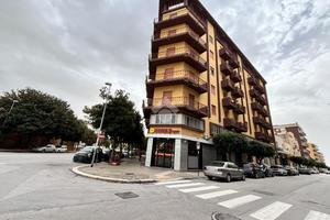4 LOCALI A MARSALA