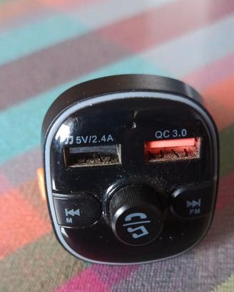 Caricatore doppia usb e ricevitore Bluetooth