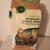 Terriccio per rinvasi e piante verdi Geolia 25 L