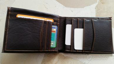 Portafogli in pelle nuovo e originale